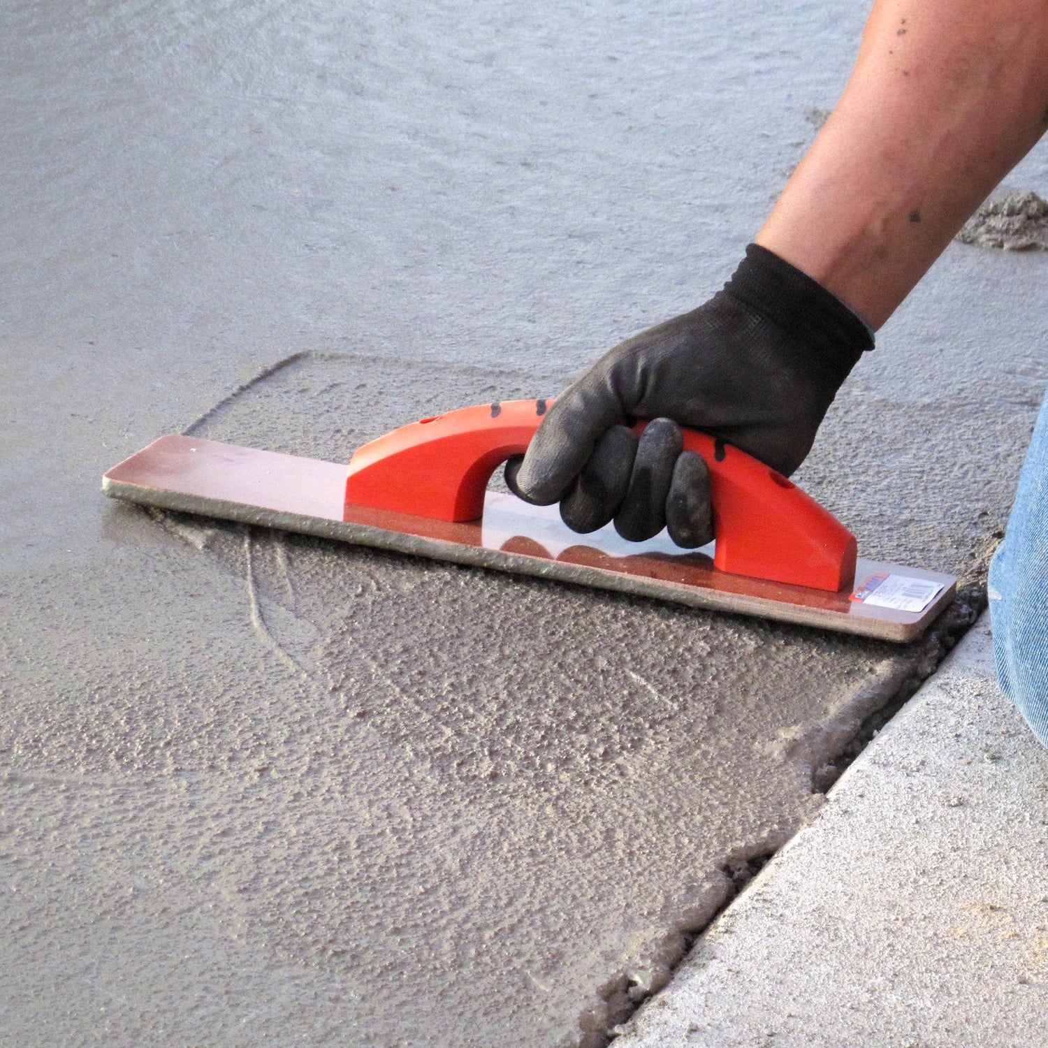 Kraft Tool CF505PF 16" x 3-1/2" Square End Laminated Canvas-Resin Hand Float with ProForm® Handle