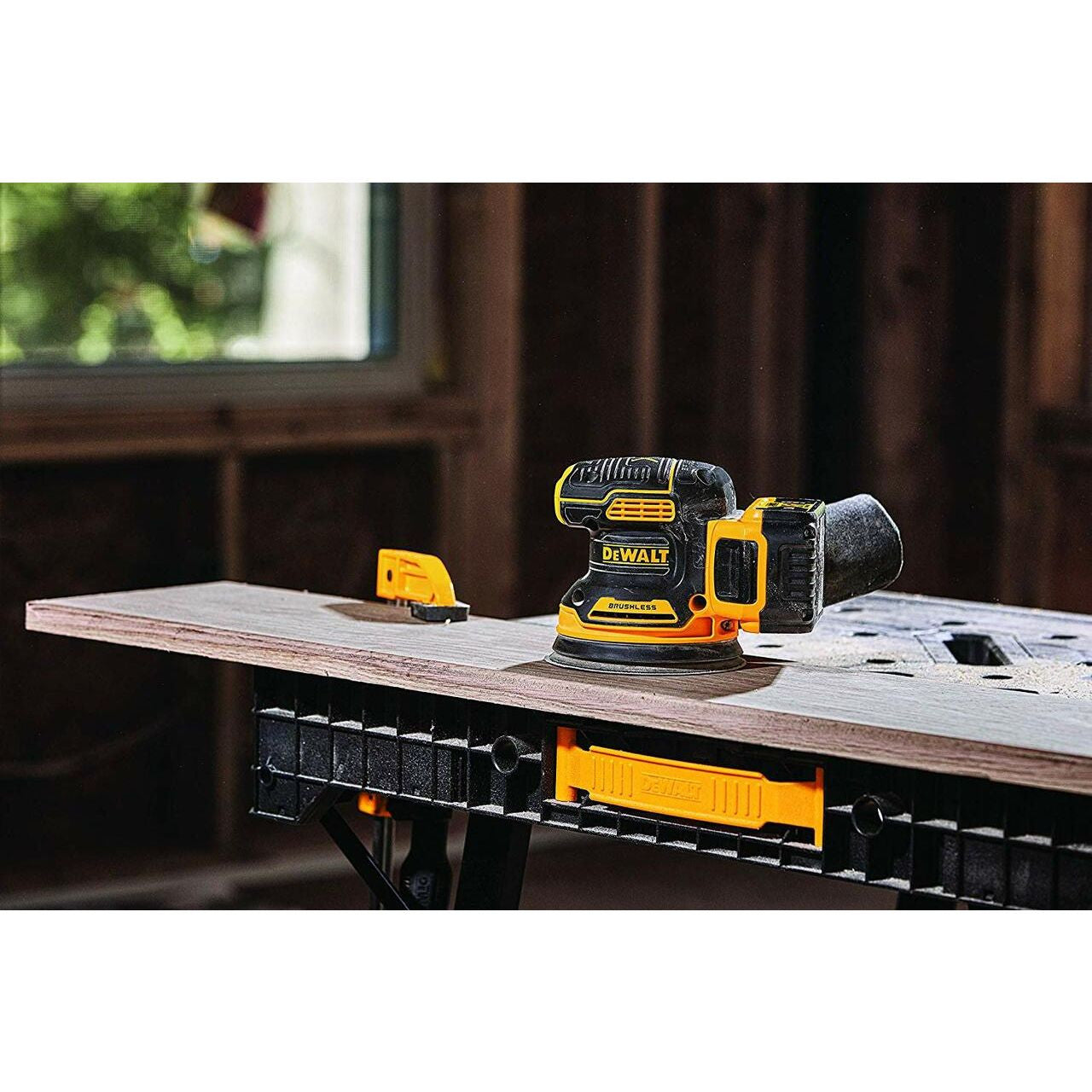 20V MAX* XR® 5 IN. BRUSHLESS CORDLESS VARIABLE-SPEED RANDOM ORBITAL SANDER (TOOL ONLY)