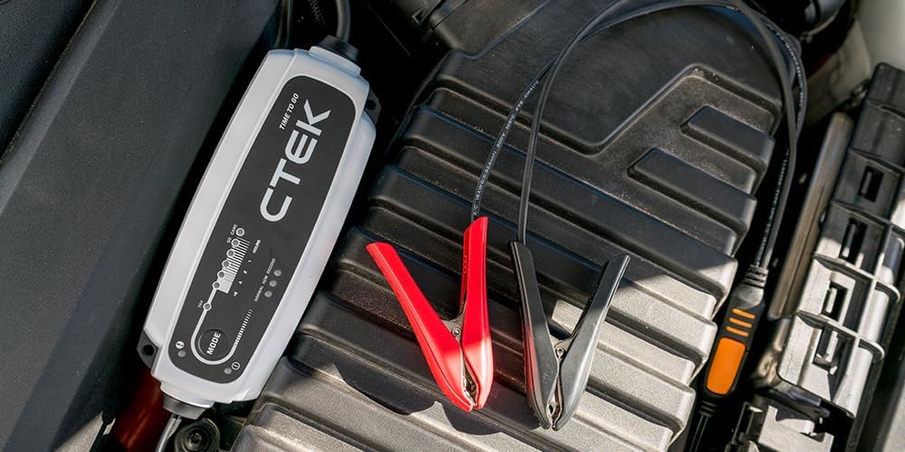 CTEK 40-255 CT5 Time To Go-12 Volt Battery Charger and Maintainer with Accessories