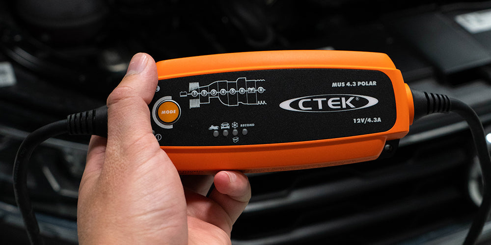 CTEK 56-958 MUS 4.3 Polar 12 Volt Fully Automatic Extreme Climate 8 Step Battery Charger