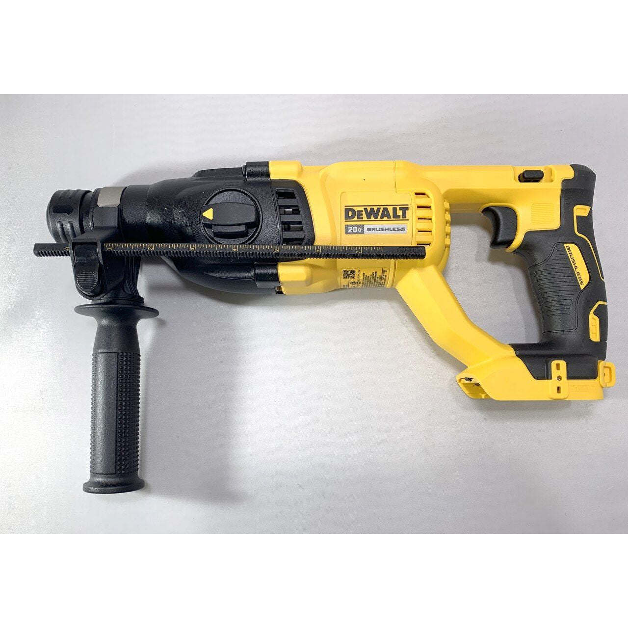 20V MAX* 1 IN. BRUSHLESS CORDLESS SDS PLUS D-HANDLE ROTARY HAMMER (TOOL ONLY)