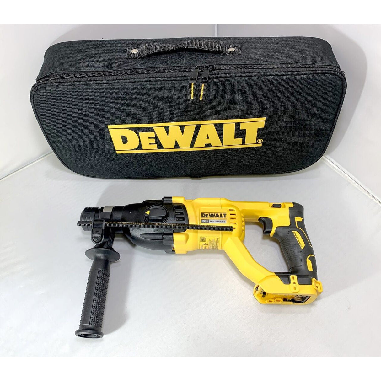 20V MAX* 1 IN. BRUSHLESS CORDLESS SDS PLUS D-HANDLE ROTARY HAMMER (TOOL ONLY)