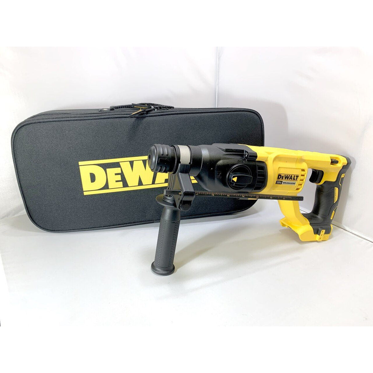 20V MAX* 1 IN. BRUSHLESS CORDLESS SDS PLUS D-HANDLE ROTARY HAMMER (TOOL ONLY)