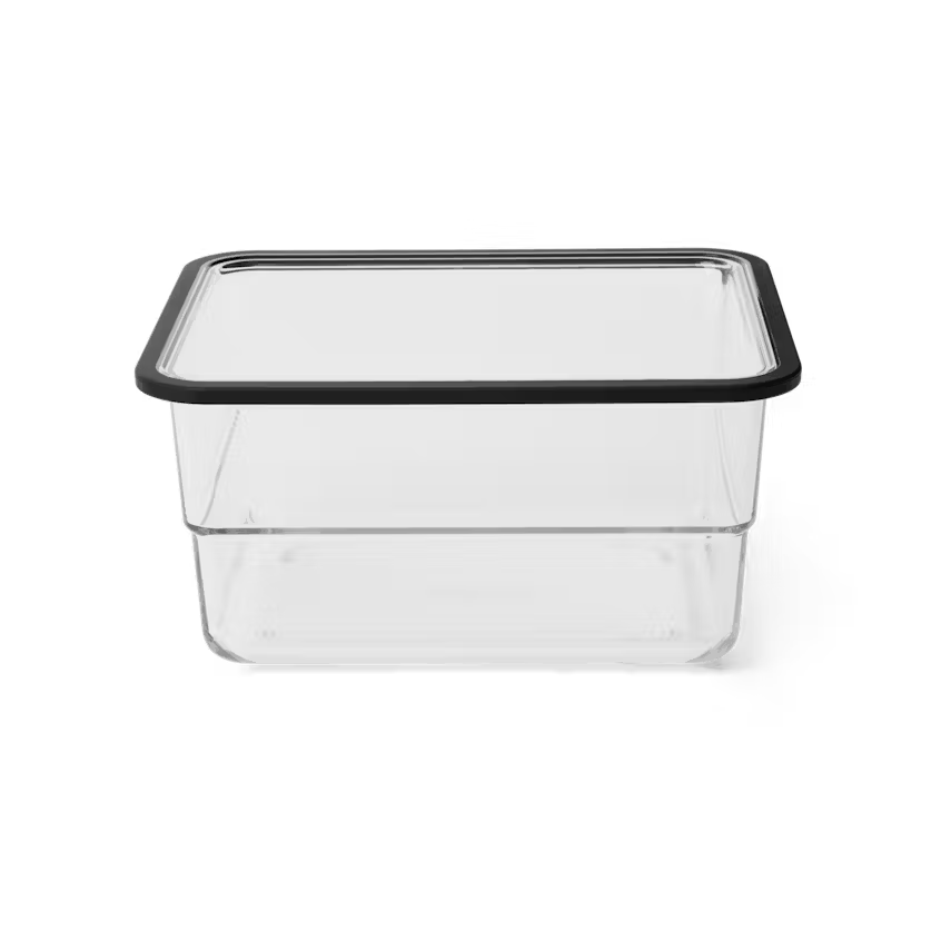 Yeti Roadie Wheeled Hard Cooler Small Basket