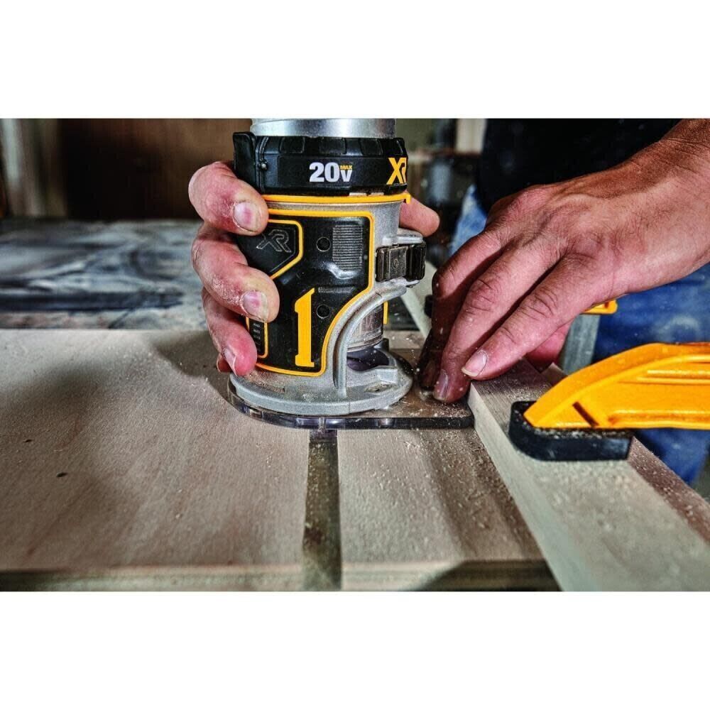 Dewalt DCW600B Cordless Router