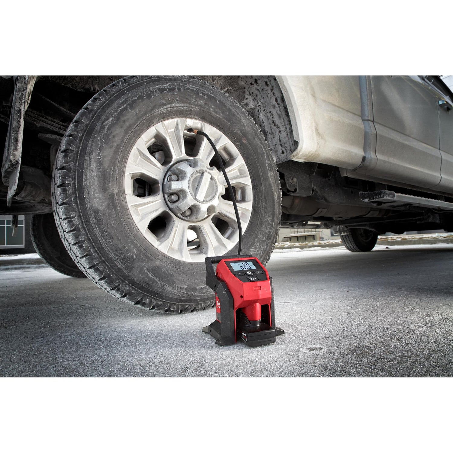 Milwaukee 2475-20 M12 Compact Inflator
