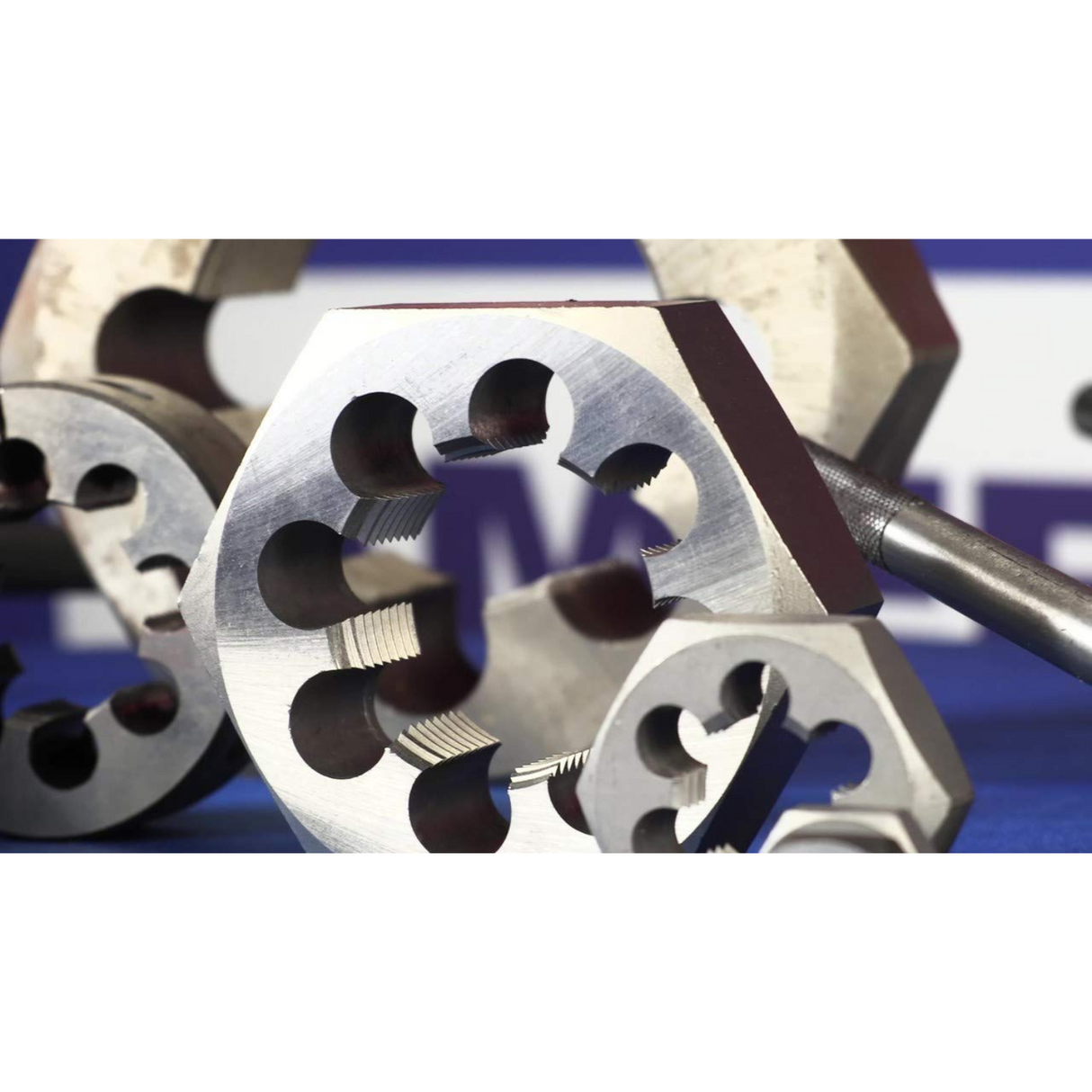 Drill America DWTHXNPT-SET 6 Piece NPT Carbon Steel Hex Pipe Die Set 1/8" - 1"