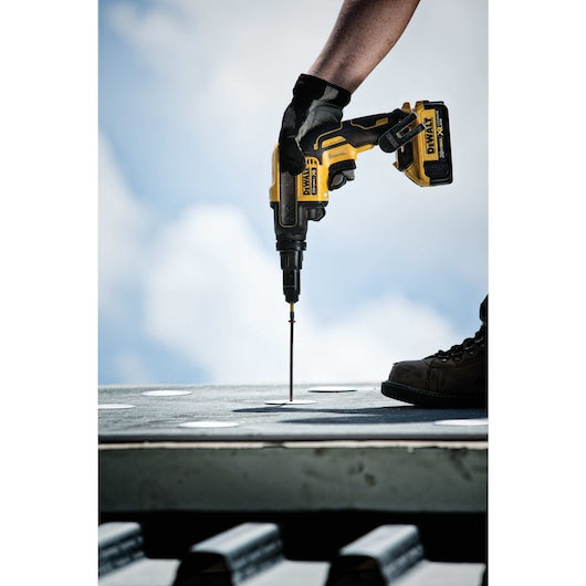 DeWalt DCF622M2 20V Max* XR Versa-Clutch Adjustable Torque Screwgun Kit