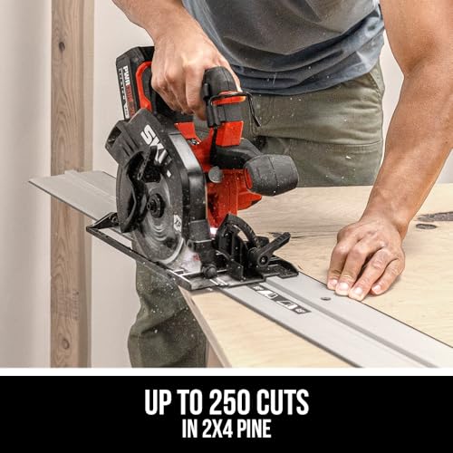 SKIL PWR CORE 20™ Brushless 20V 7-1/4 In. 5300 RPM Circular Saw Kit