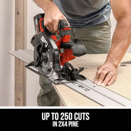 SKIL PWR CORE 20™ Brushless 20V 7-1/4 In. 5300 RPM Circular Saw Kit