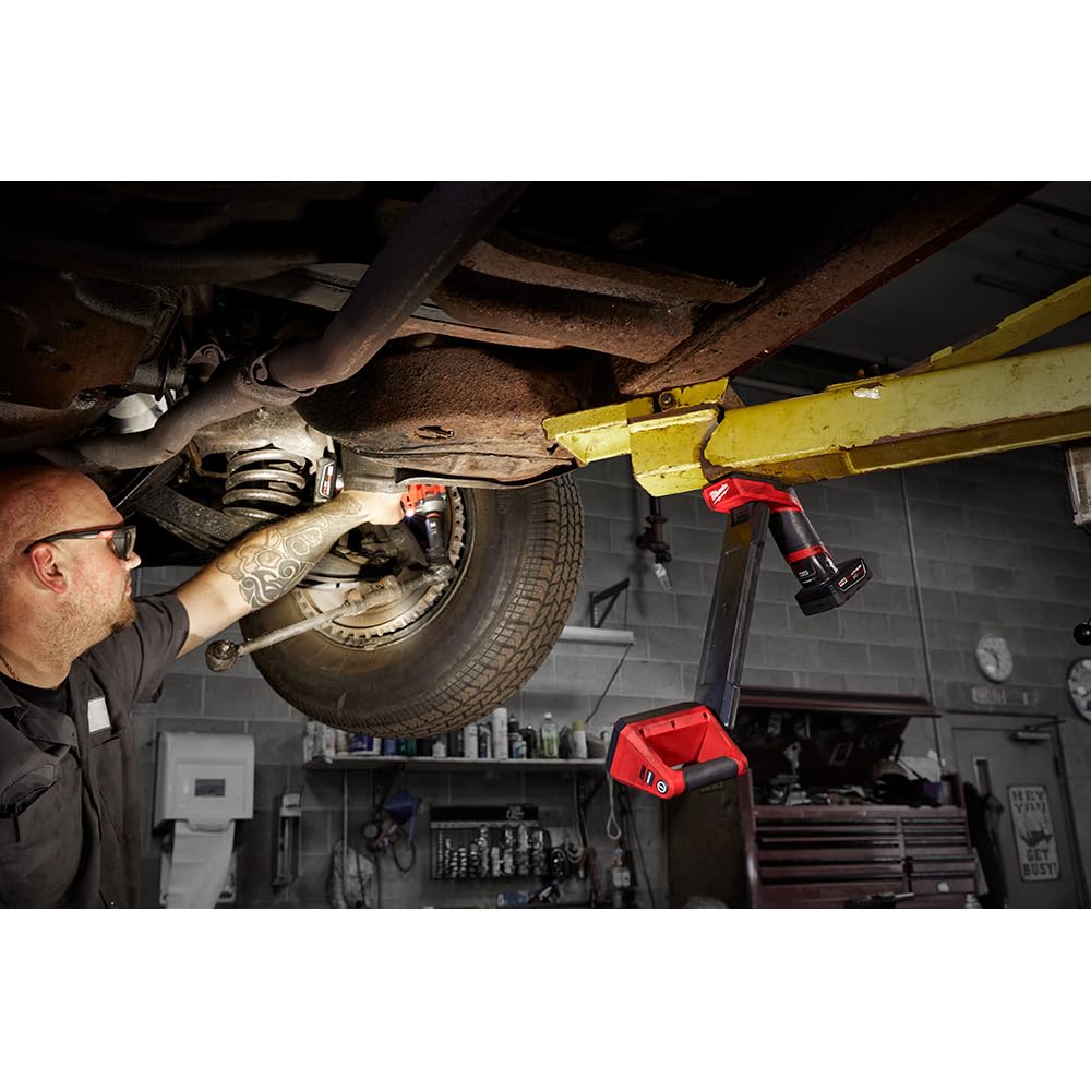 Milwaukee 2126-20 M12 Lithium-Ion 1200 Lumens Cordless Underbody Light